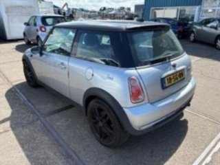 Mini Cooper R50/R53 para despiece