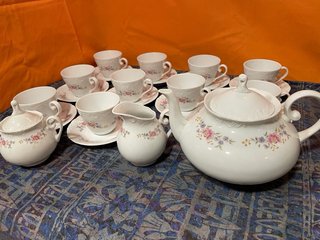 Juegos  de té porcelana distintas marcas