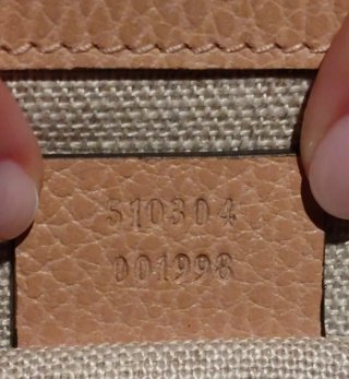 Bolso Gucci Beige Hebilla Dorada Nuevo