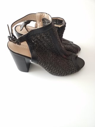 Sandalias tacón rejilla negras talla 39