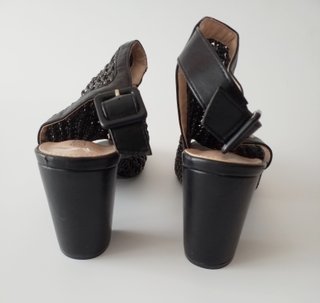 Sandalias tacón rejilla negras talla 39