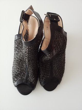 Sandalias tacón rejilla negras talla 39