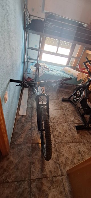 Scott spark 930