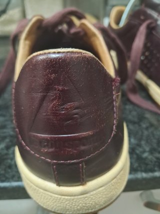 Zapatillas Le Coq Sportif Piel burdeos.