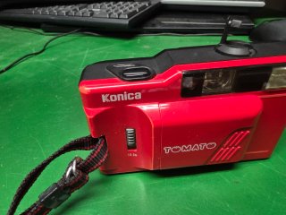 Cámara Konica Tomato Roja
