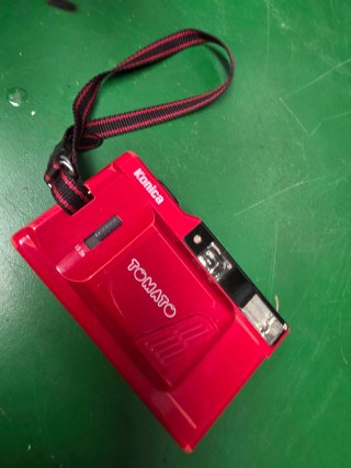 Cámara Konica Tomato Roja