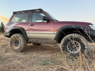Nissan Gr 2001