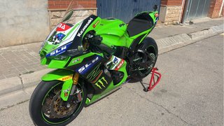 Kawasaki ZX-10R Sportbike Verde