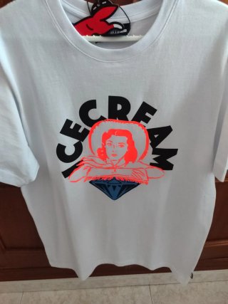Camiseta ICECREAM talla L