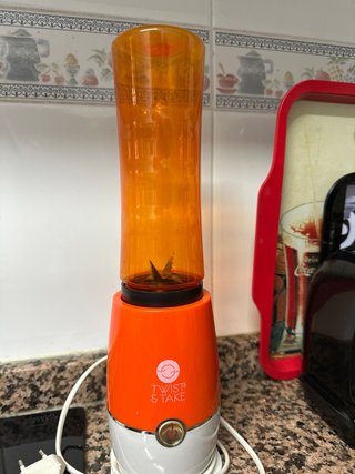 Batidora portátil Twist & Take naranja