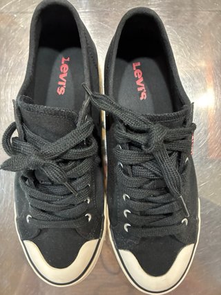 Zapatillas Levi's Negras Talla 39
