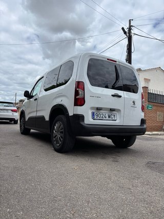 Peugeot Rifter 2022