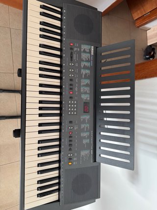 Teclado Yamaha PSR-200