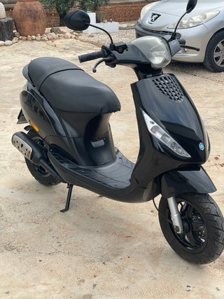 Piaggio Zip 50 2t Negra