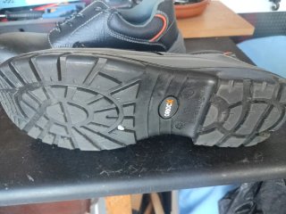 Zapatos de seguridad puntera acero T45