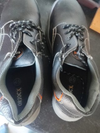 Zapatos de seguridad puntera acero T45