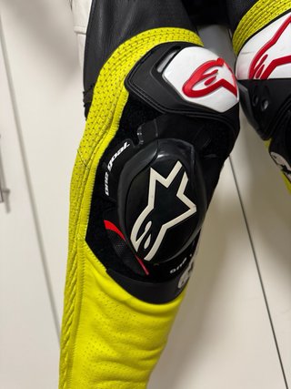 Mono Alpinestars GP Tech V2 Air 1 Pieza rojo fluor