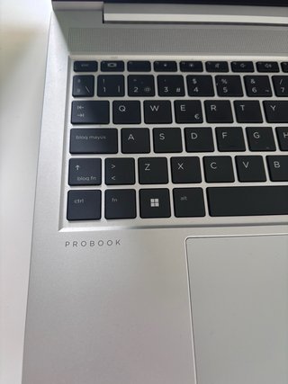 Portátil HP ProBook 455 G10 15.6