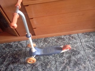 Patinete 3 Ruedas Naranja y Azul