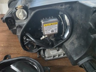 Faro Xenon Derecho Seat León/Altea