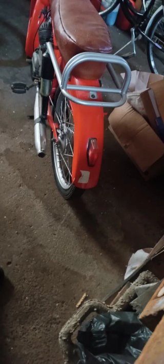 Moto Guzzi Dingo 49cc Roja