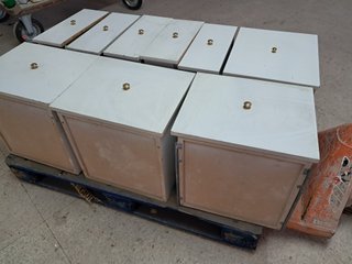 CAJONES ARMARIO, COMODA, MESA, ZAPATERO, VESTIDOR.