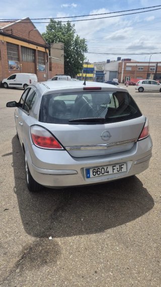Opel Astra 2007