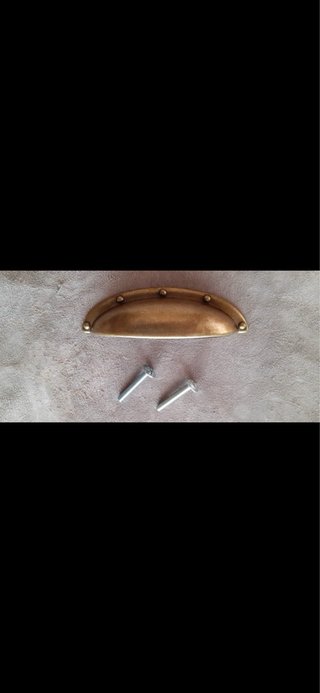Tiradores concha dorados para muebles