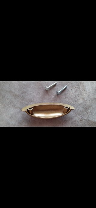 Tiradores concha dorados para muebles