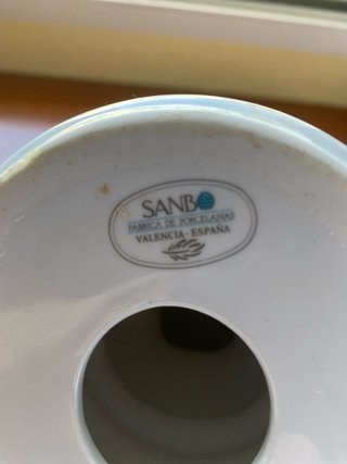 Busto de porcelana blanco y dorado
