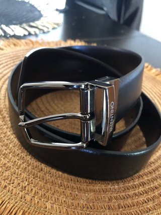 Vaqueros Emporio Armani + Cinturón Valentino