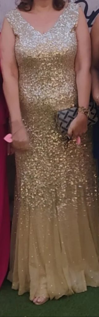 Vestido de fiesta dorado lentejuelas