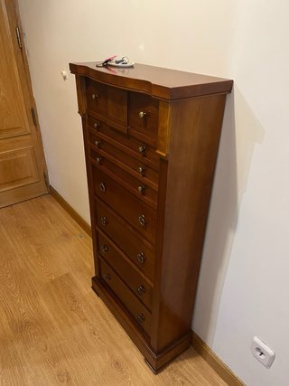 Zapatero de madera