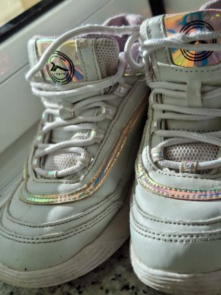 Deportivas niña talla 33