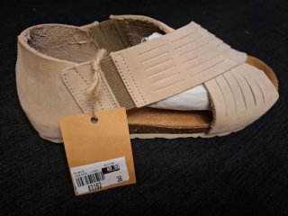 Sandalias piel beige n°36 a estrenar.