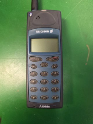 Teléfono Móvil Ericsson A1018s