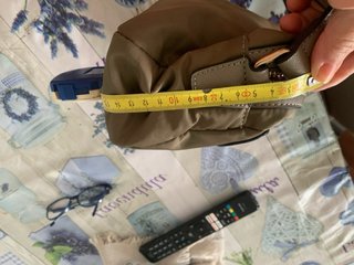 Bolso bandolera beige de Bimba y Lola