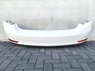 Paragolpes trasero Skoda rapid 5JJ807421B
