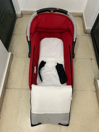 Capazo Bebé Jane Rojo