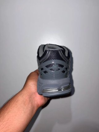 New Balance 1906r Nero/Argento