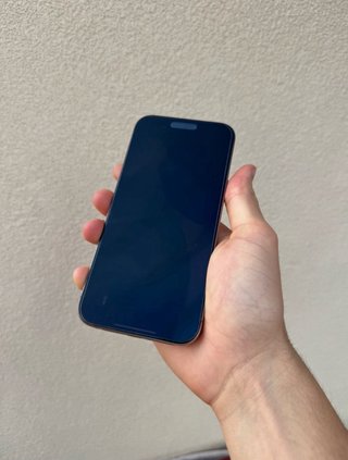 iPhone 16 Pro Max 100% 30 ciclos
