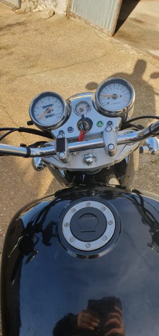 Hyosung Aquila Negra de 125cc