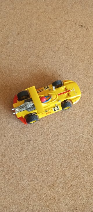 Coche Scalextric Sigma Amarillo