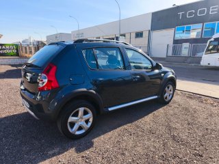 Dacia Sandero 2012