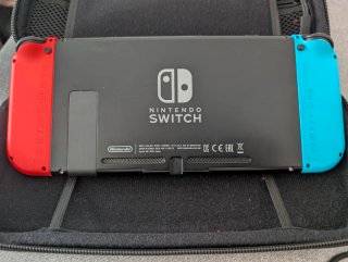 Nintendo Switch con accesorios
