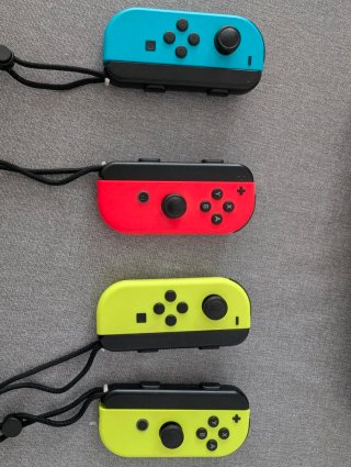 Nintendo Switch con accesorios