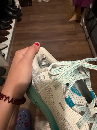 Zapatillas Under Armour Blancas y Turquesa