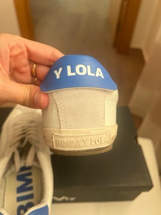 Zapatillas Bimba y Lola Blancas y Azules