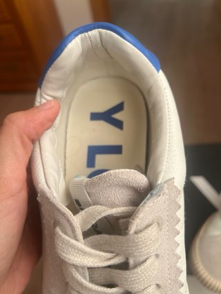 Zapatillas Bimba y Lola Blancas y Azules