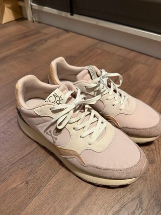 Zapatillas Scalpers Doradas y Rosas